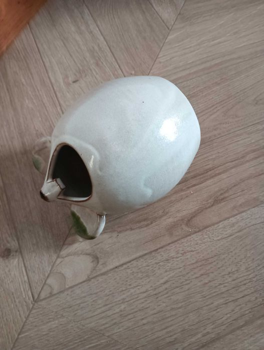 Myszka ozdoba ceramiczna z otworem np na ołówek wazonik