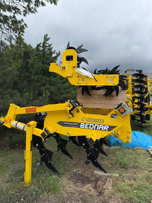 BEDNAR Terraland TN3000 HD7R Pług dłutowy od ręki 2026