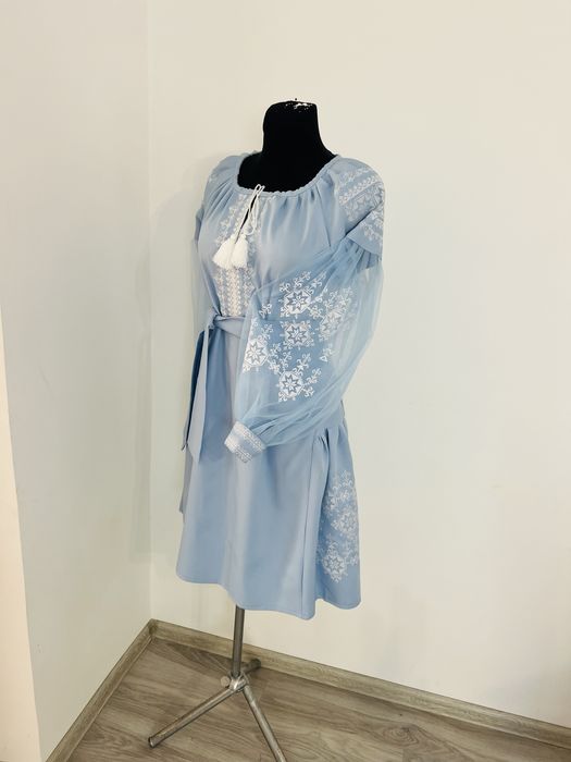 Модні вишиті пляьтя по супер ціні