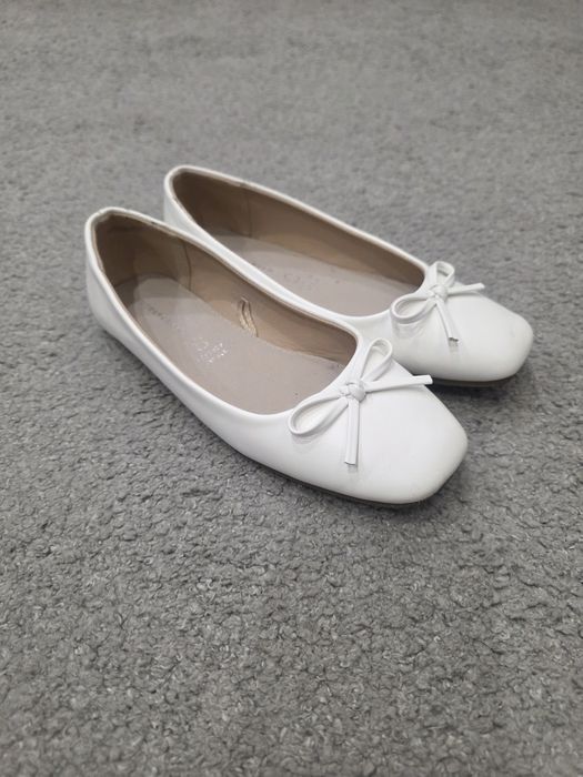 Baleriny białe Reserved 34 skórzana wkładka