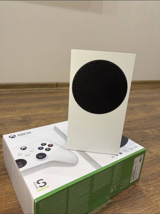 XBOX series S нова
