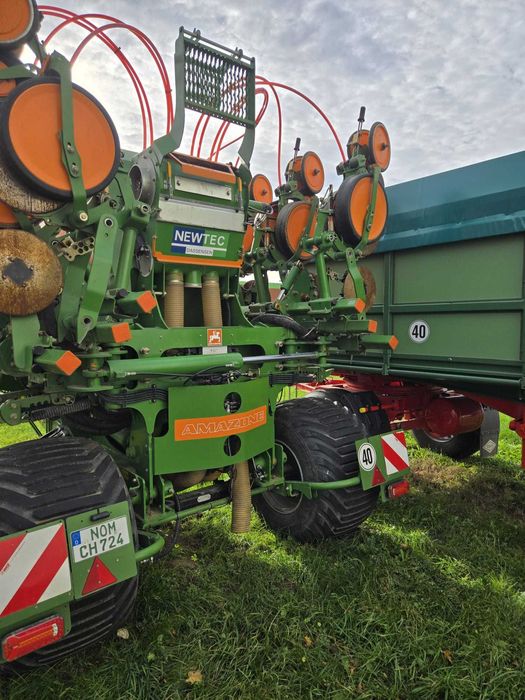 Siewni do kukurydzy Amazone ed - x 6000 TC 8 rzędowy 2011 rok