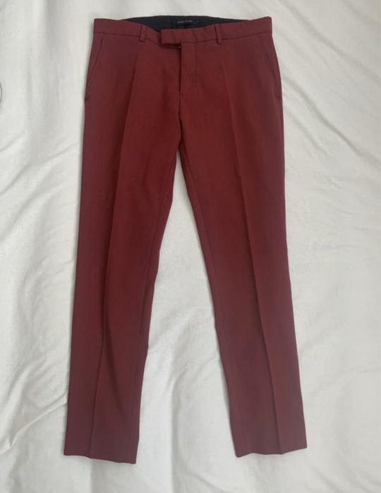 Жіночі брюки винного кольору