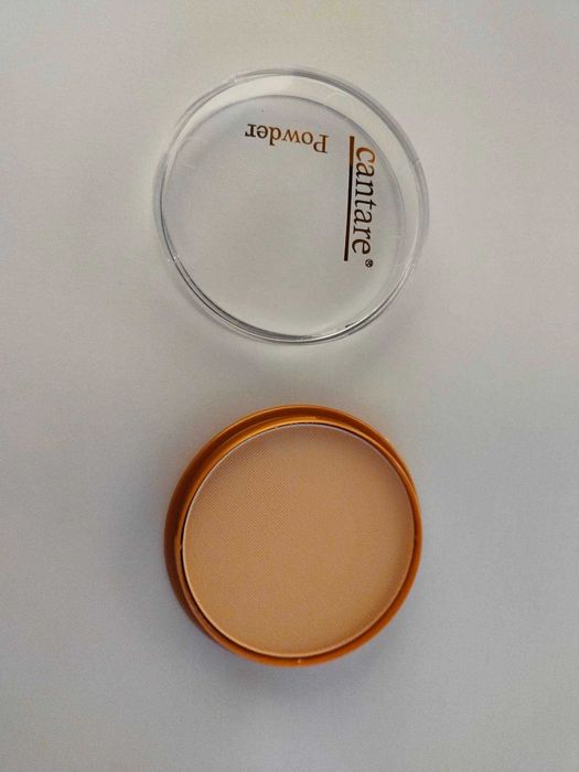 Puder prasowany w kamieniu CANTARE PERFECT 10