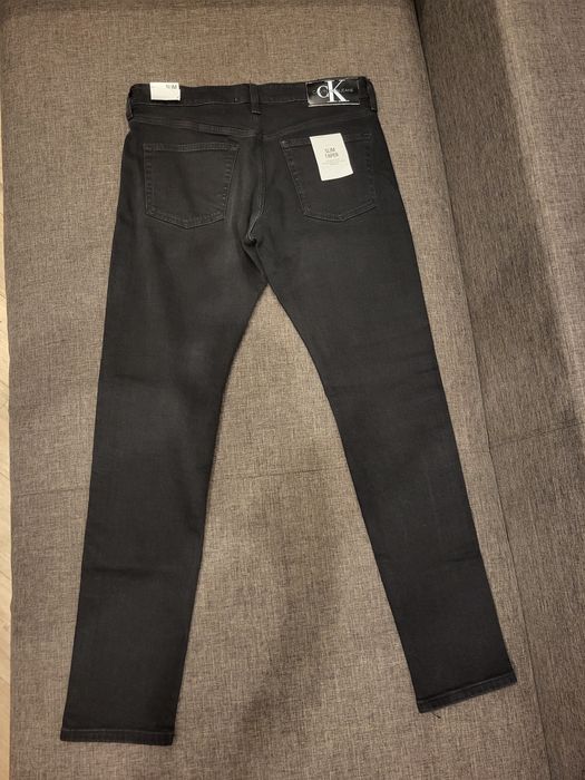 Джинсы Calvin Klein