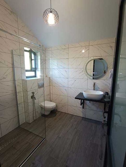 Котедж на 3-х осіб. Вид на гори