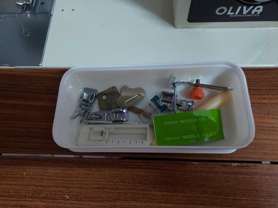 Máquina de Costura Elétrica Oliva – Clássica e Funcional