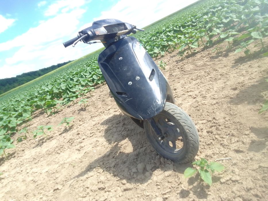 Продам скутер Хонда діо 18
