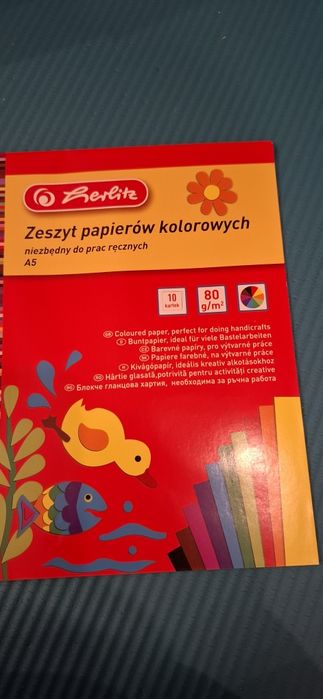 Zeszyt papierów kolorowych