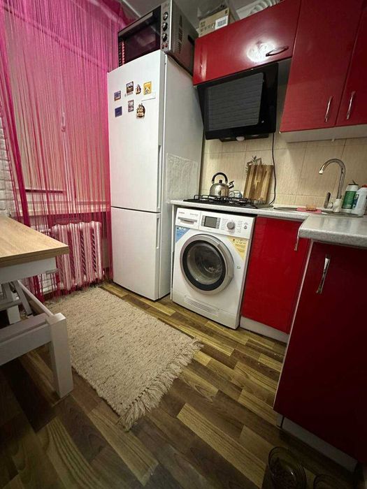 Продаж 1-кімнатної квартири гостиничного типу в затишному районі