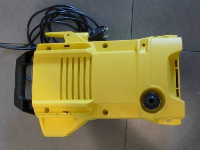 Myjkę ciśnieniową Karcher K 2 Basic