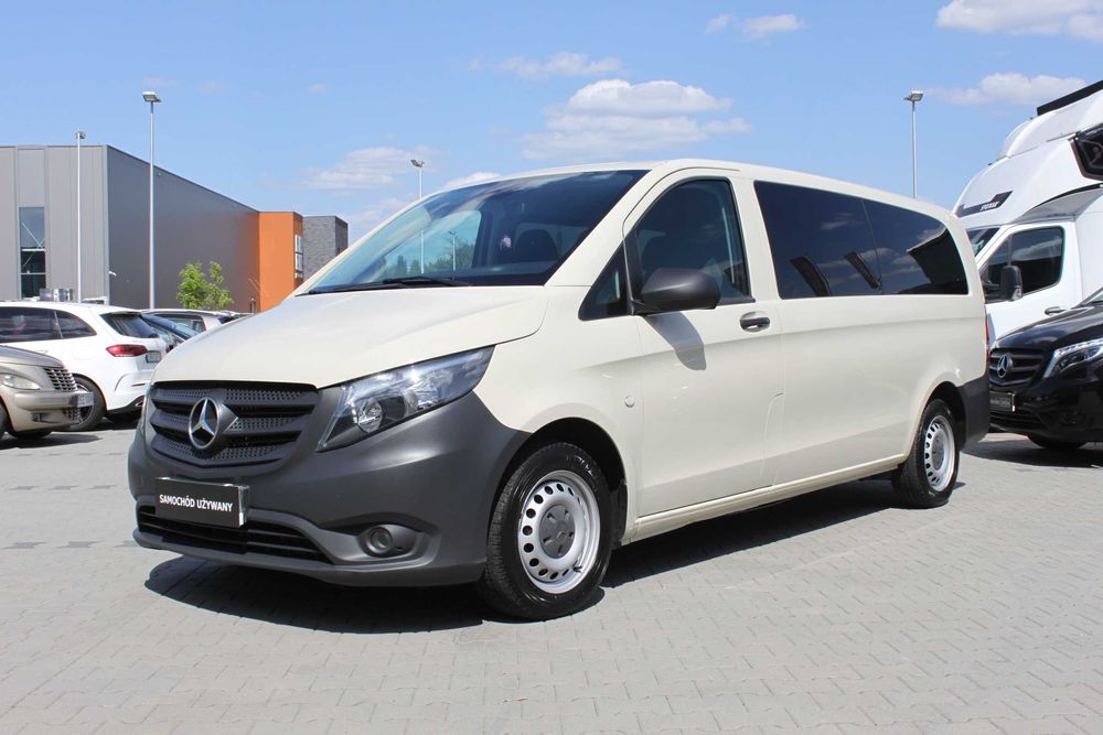 Wynajem busa 9 os. Mercedes Vito, pakiet minimum 2 tygodnie!