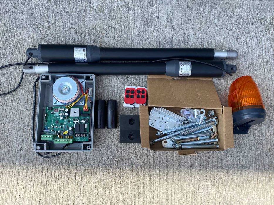 Автоматика для розпашних воріт NICE TOONA 4016, Комплект автоматики