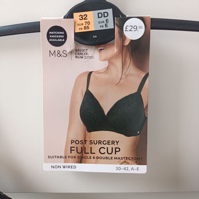 Biustonosz pooperacyjny dla amazonki, 70 E