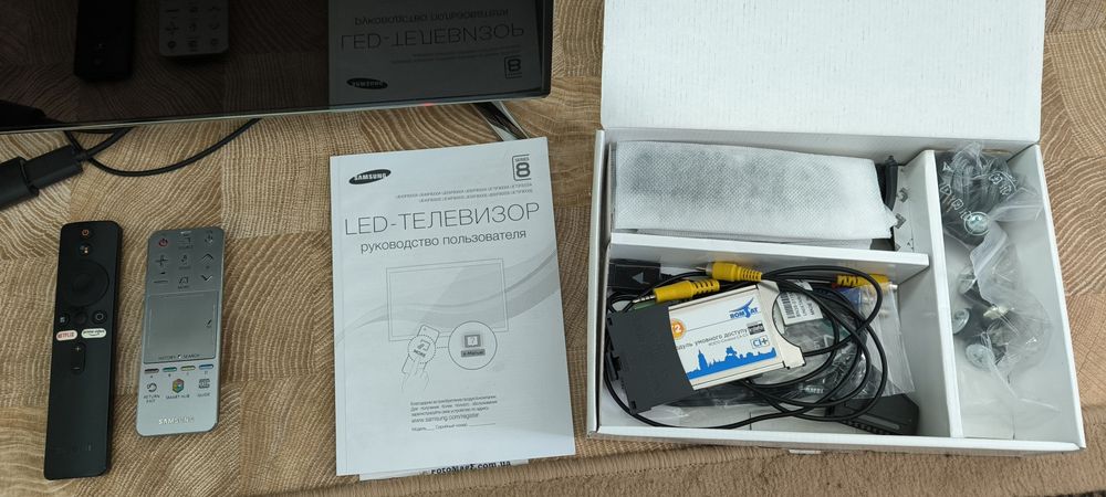 Телевизор LED Samsung UE40F8000AT