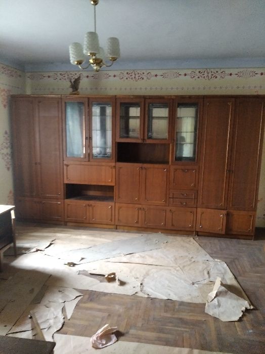 Продаж житлового будинку