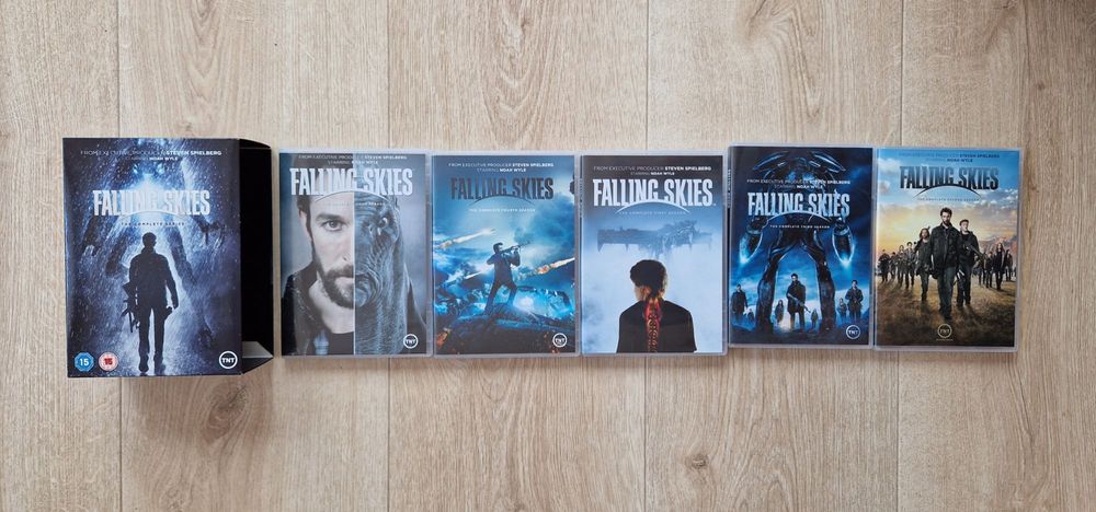 Falling Skies Steven Spielberg, 5 sezonów, DVD