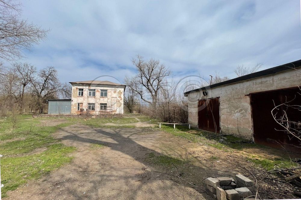 Продаж окремо розташованої будівлі (район Фрунзе).