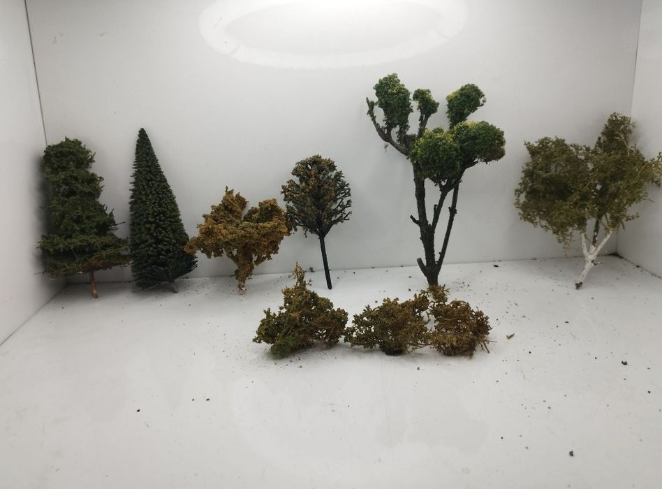 Drzewka na makietę skala H0 TT