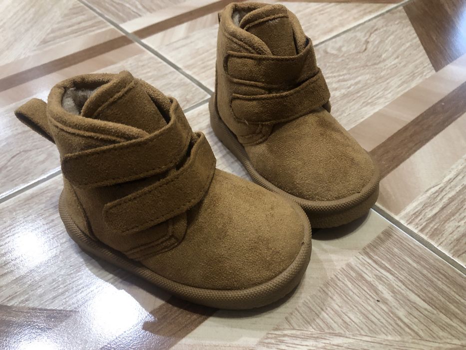 дитячі черевички  ботінки 20 розмір всередині 12см