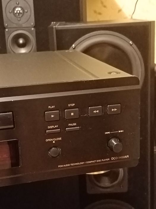 CD плеер  DENON DCD-1450AR
