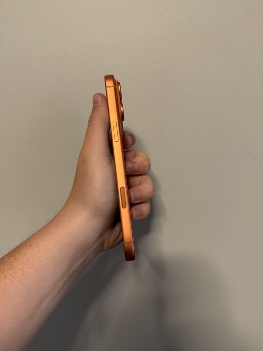 Apple iPhone 17 Pro Max 256Gb. ( Cosmic Orange )