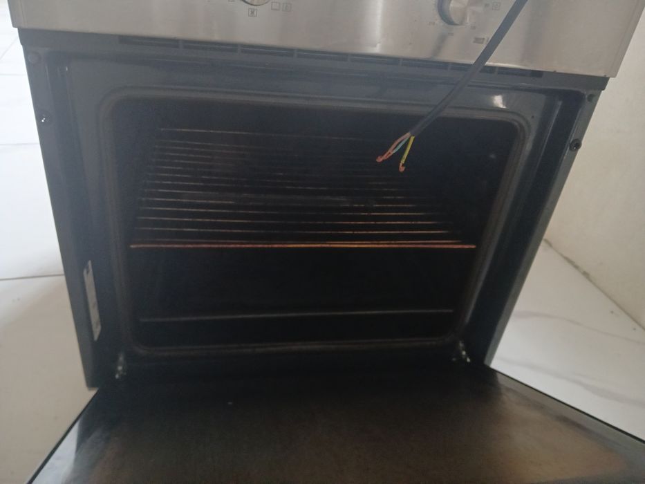 Vendo forno em bom estado