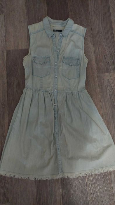 Набір жіночі спідниці (2шт), шорти (3шт) та плаття (2шт)