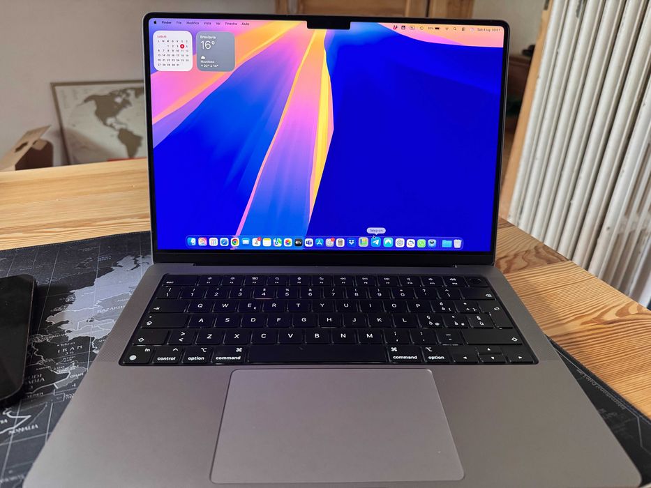 Apple MacBook Pro 14” M3 8GB 512GB Silver – Stan Jak Nowy!