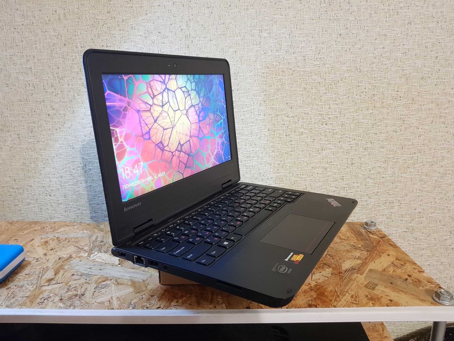 Міцний компактний ноут Lenovo 11E WIN10/8Gb оперативки/Швидкий SSD