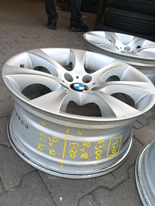 Felgi aluminiowe BMW  8jx18 et20   /    9jx18 et32    5x120