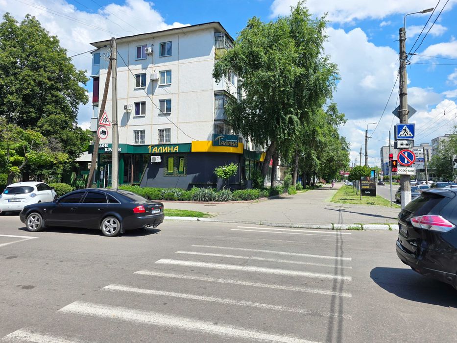 Оренда приміщення, Центр, високий трафік, вітрина