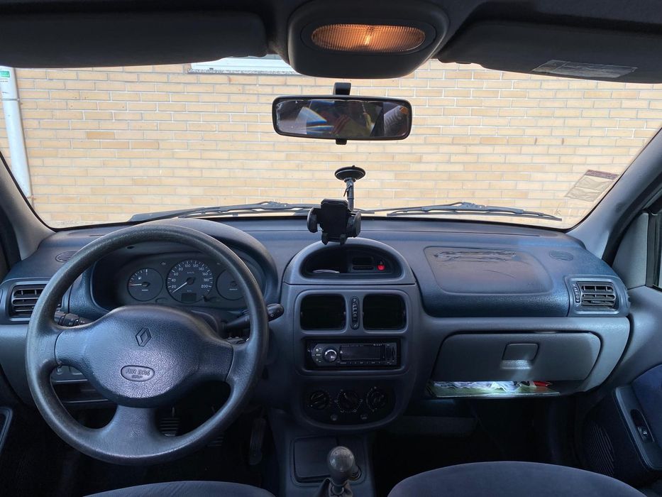 Renault Clio 2022 — photo 5