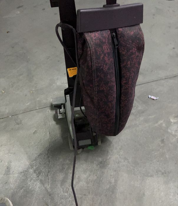 Aspirador kirby a trabalhar