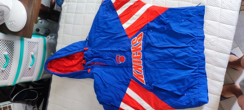 Нова куртка NBA продаю бо мені не підходить