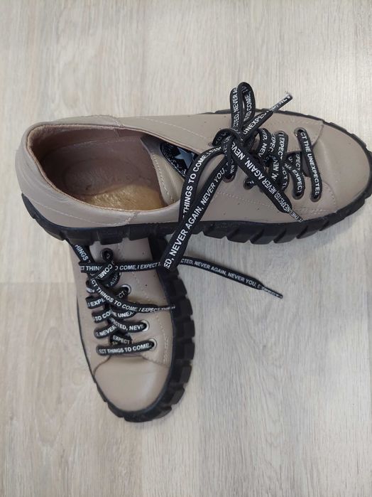 Туфлі шкіряні для дівчинки 36р