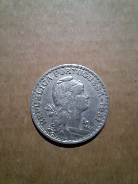 1 escudo alpaca de 1951
