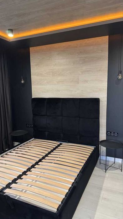 Оренда. вул. Під Голоском. Новобудова. Дизайнерський дорогий ремонт.