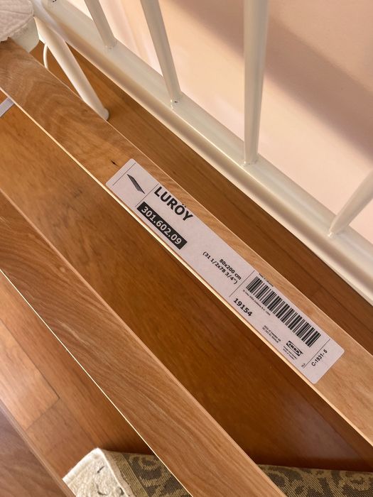 Cama branca ikea ferro