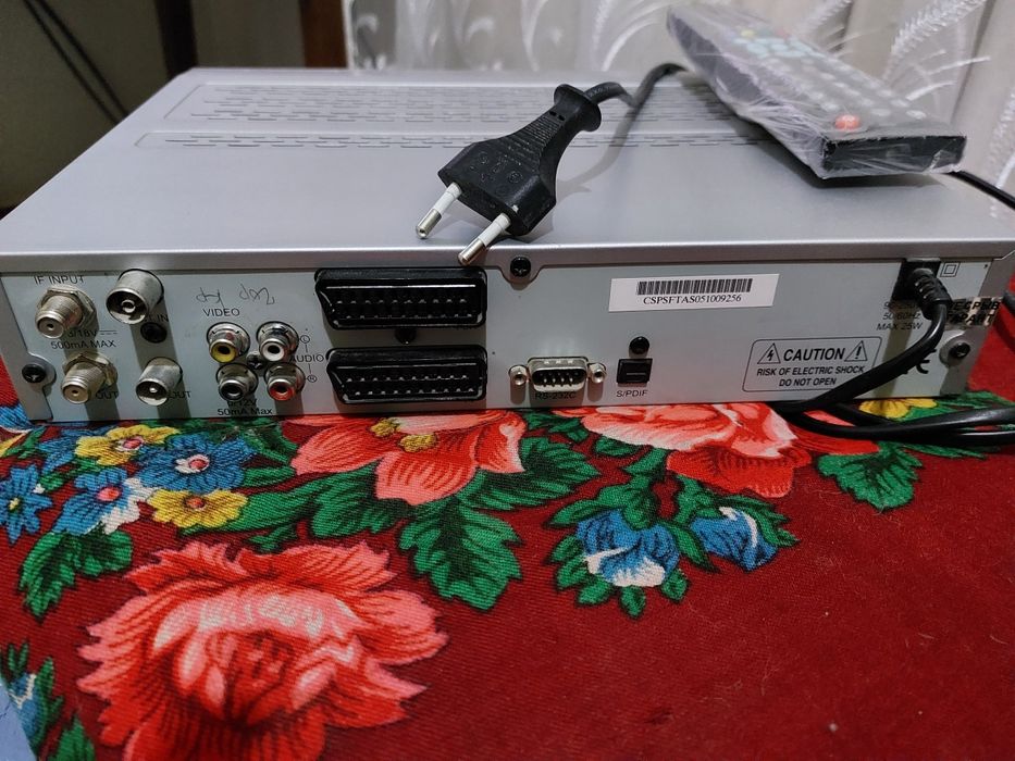 Тюнер Openbox F-300 FTA