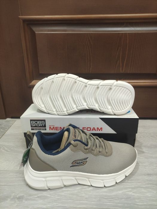 Original Skechers men's 43 розмір 28 см і 42 розмір 27 см