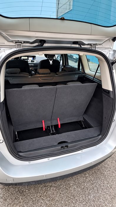 Renault Scenic 1.5dci - 7 lugares - excelente estado
