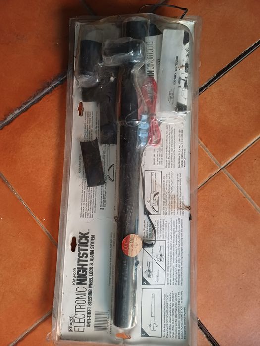 Tranca de Volante Kraco Electronic NightStick