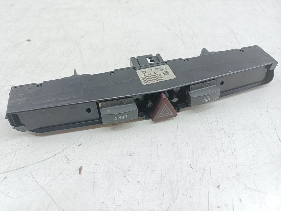 Conjunto de botões do tablier - OPEL ASTRA H GTC (A04) | 05 - 10