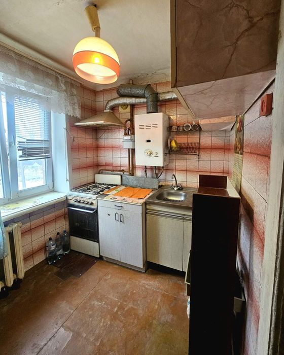 Продам трикімнатну квартиру зуп.Гетьмана Сагайдачного,вул.Європейська.