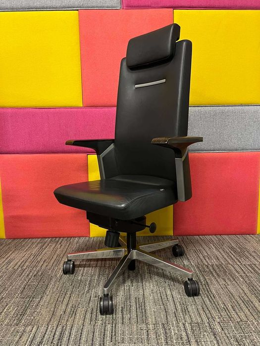 Fotel biurowy obrotowy Bejot CEO skórzany menadżerski ergonomiczny 1