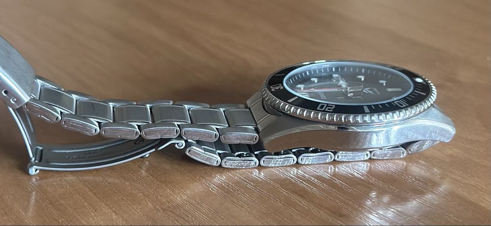 Casio MDV-106 гарний стан!