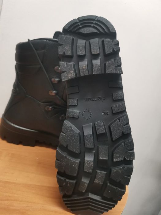 Buty specjalne r. 26.5 wz. 933