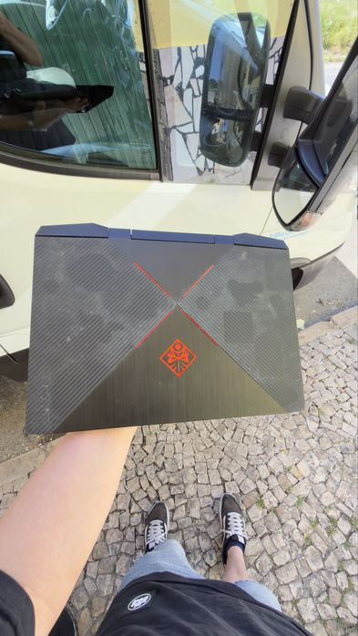 Portátil HP OMEN 15-dc0056np i7-8750H para peças