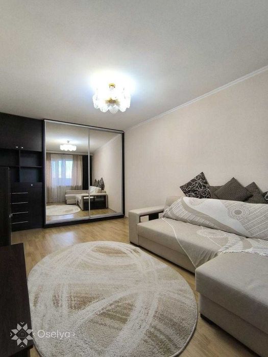 Продаж 2 кімнатної квартири з ремонтом в Києві 54 м2 Дарницький